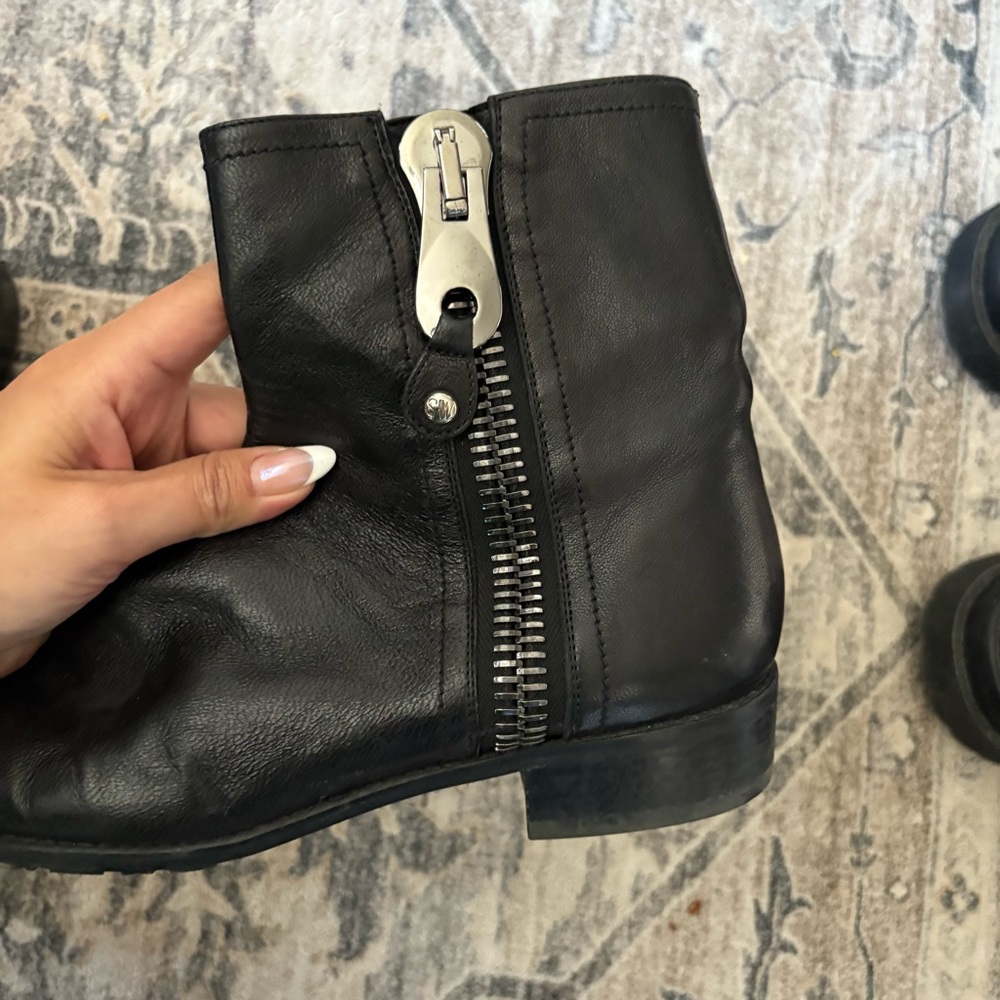 Stuart Weitzman Winzipper Black Nappa Leather Side-Zip Ankle Boots 8.5 - Picture 4 of 10